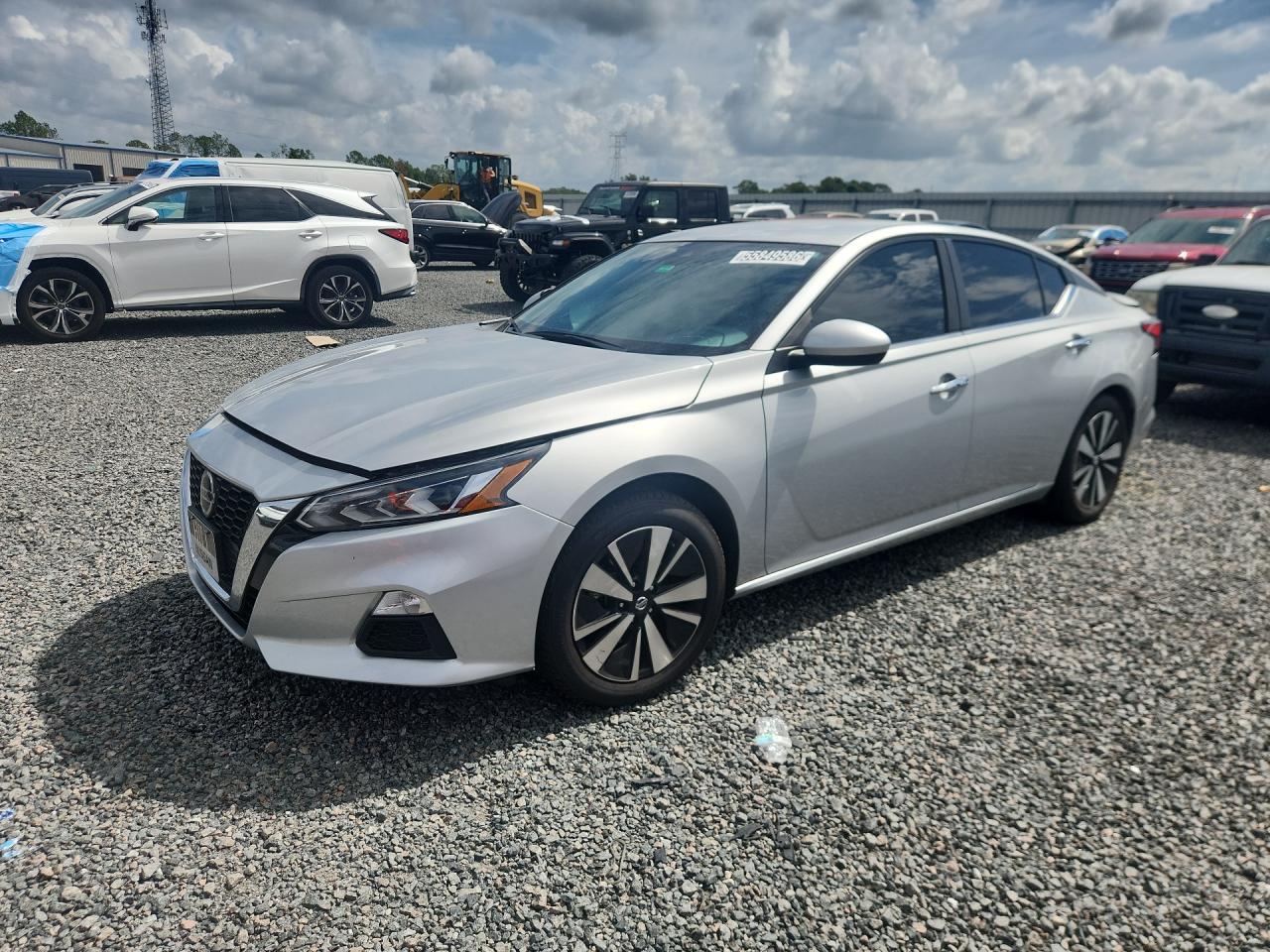 2022 NISSAN ALTIMA