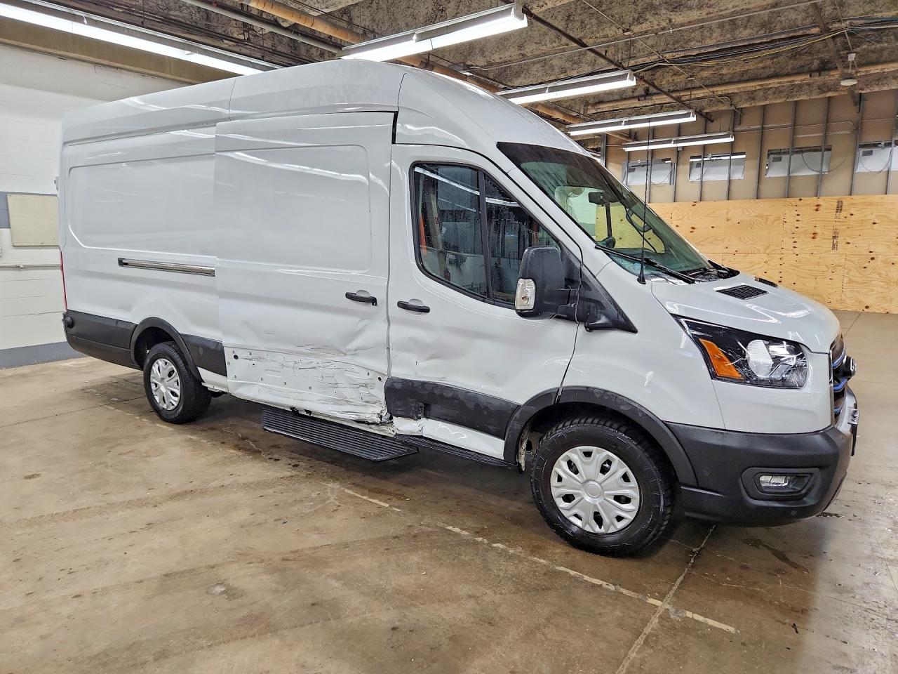 1FTBW3XK5NKA28386 · 2022 FORD TRANSIT · 4/14