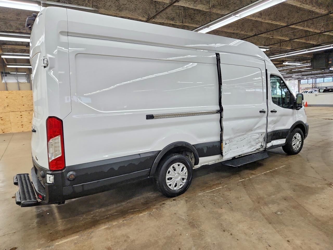 1FTBW3XK5NKA28386 · 2022 FORD TRANSIT · 3/14