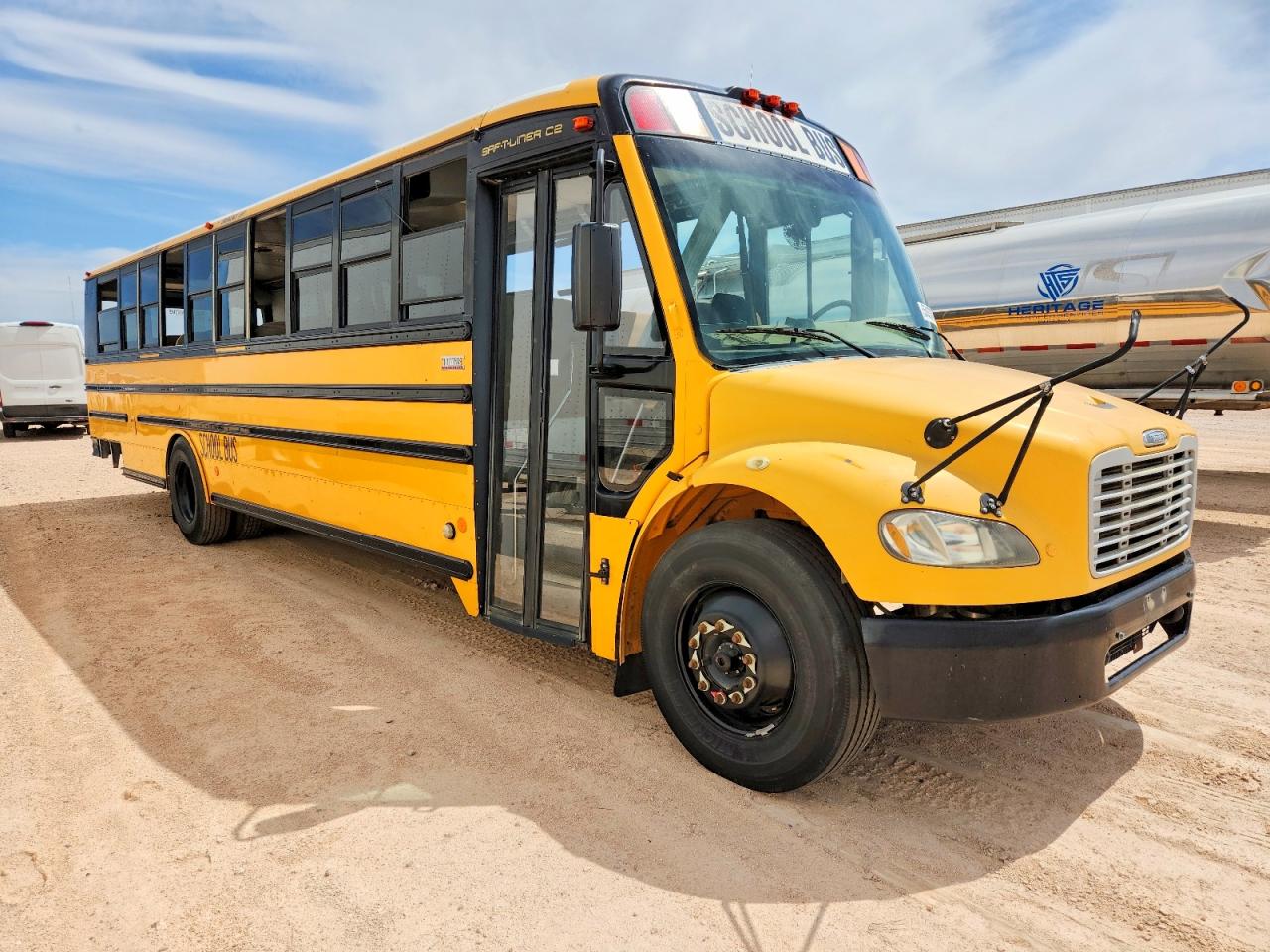 4UZABRCS68CZ30846 · 2008 FREIGLINER B2