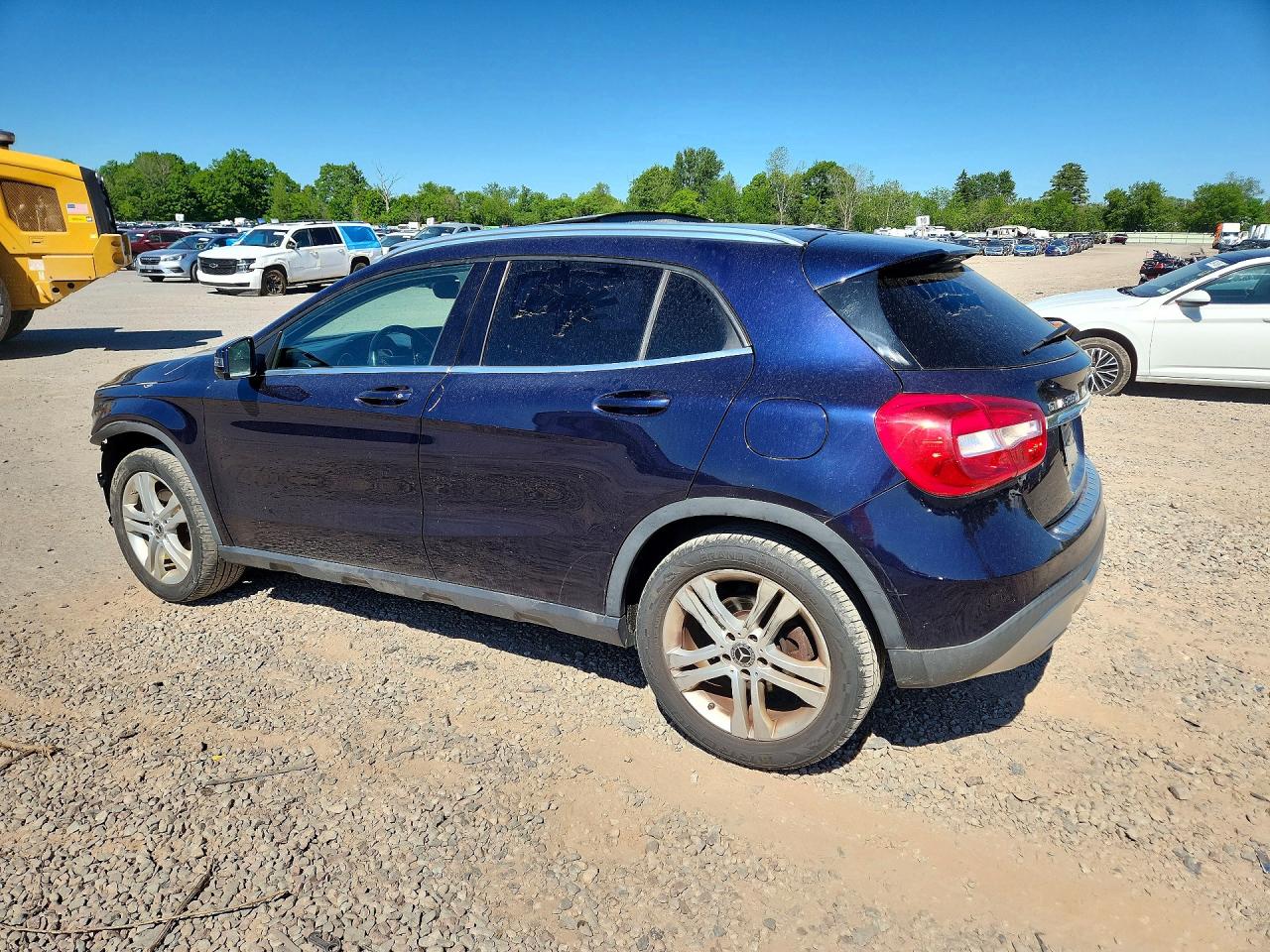 WDCTG4GB3JJ440226 · 2018 MERCEDES-BENZ GLA · 2/12