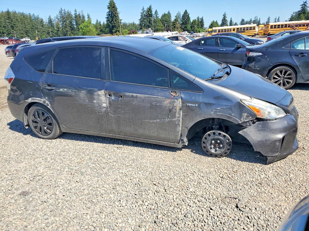 JTDZN3EU9D3266286 · 2013 TOYOTA PRIUS V · 4/12
