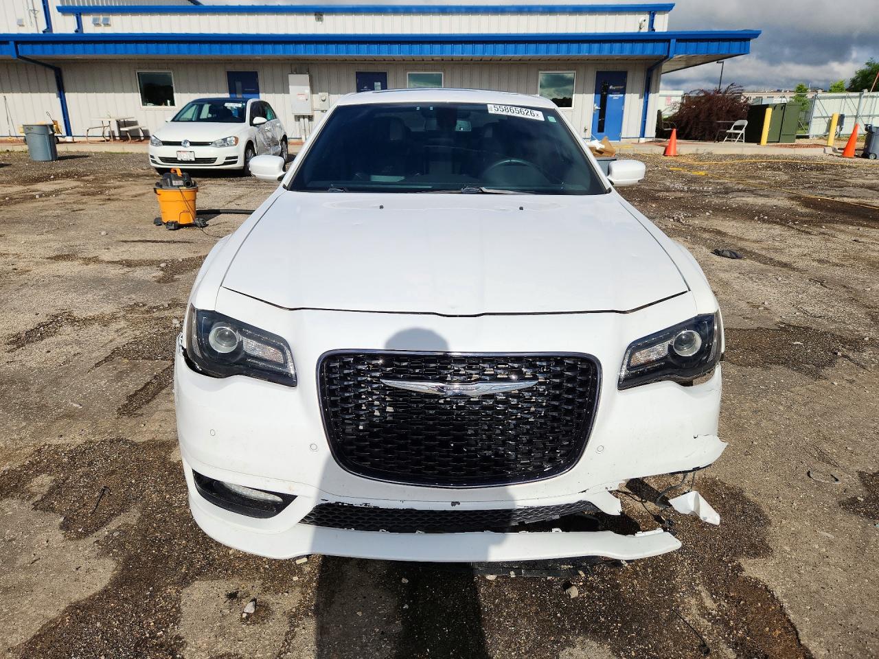 2C3CCABG0JH274580 · 2018 CHRYSLER 300 · 5/12
