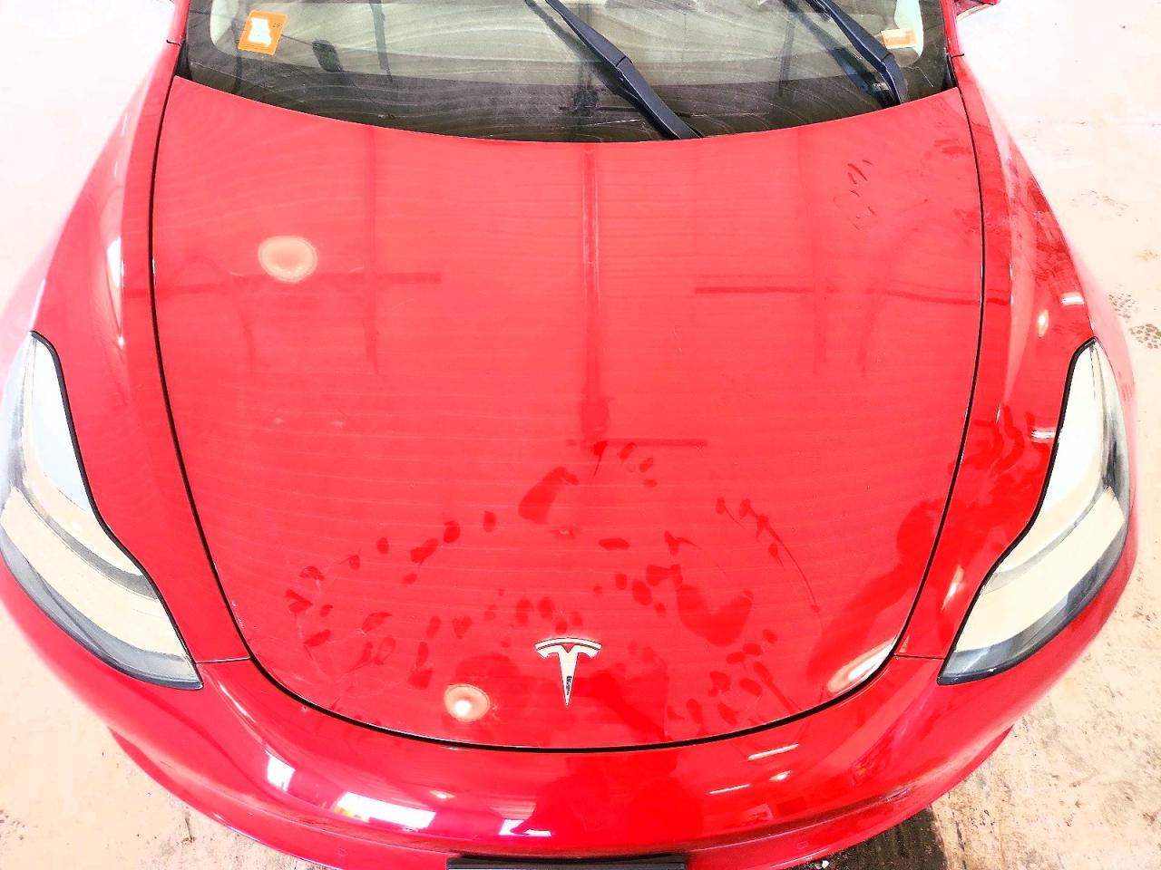 5YJ3E1EA7JF006256 · 2018 TESLA 3 · 11/11