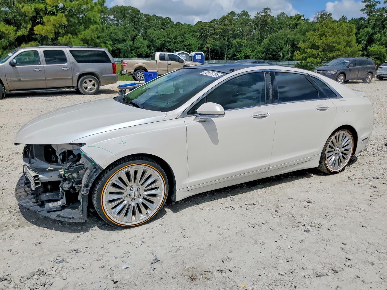3LN6L2G98FR621850 · 2015 LINCOLN MKZ