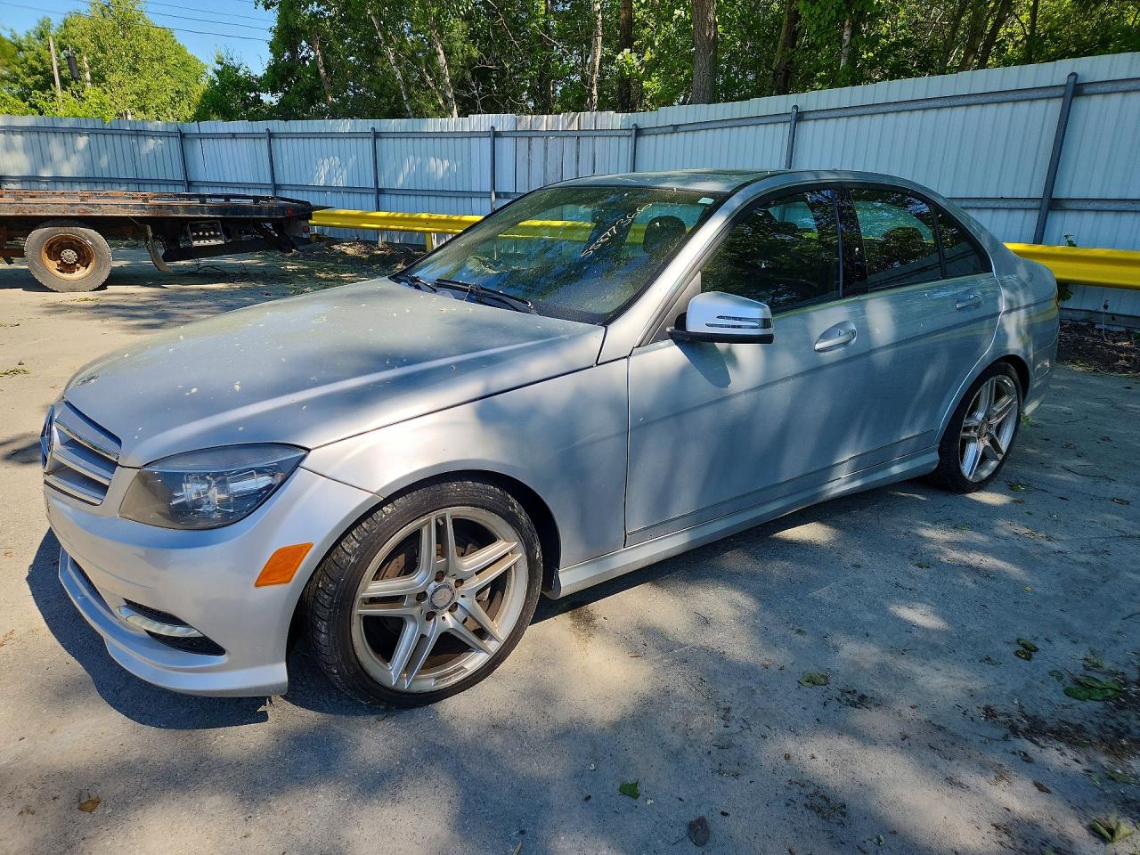 WDDGF8BB9BR148615 · 2011 MERCEDES-BENZ C