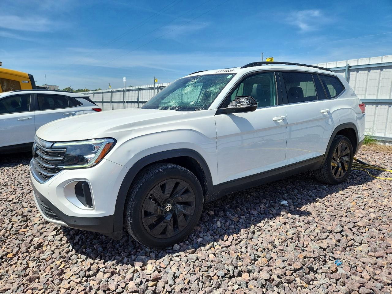 1V2KR2CA8RC538244 · 2024 VOLKSWAGEN ATLAS