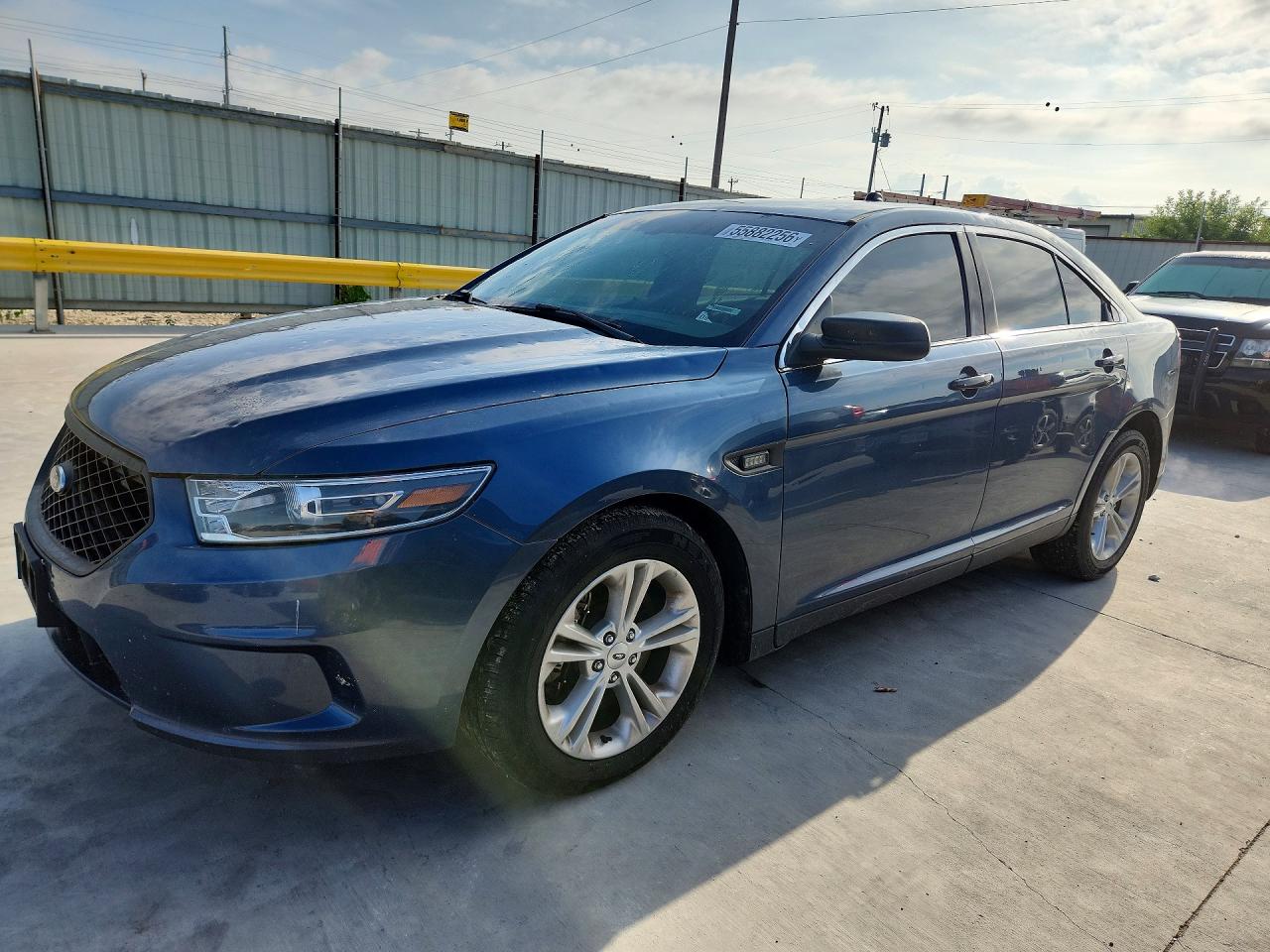 1FAHP2MT2KG107923 · 2019 FORD TAURUS