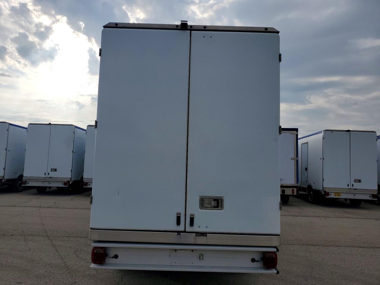 1FDBW5Z81LKB40267 · 2020 FORD TRANSIT · 6/12