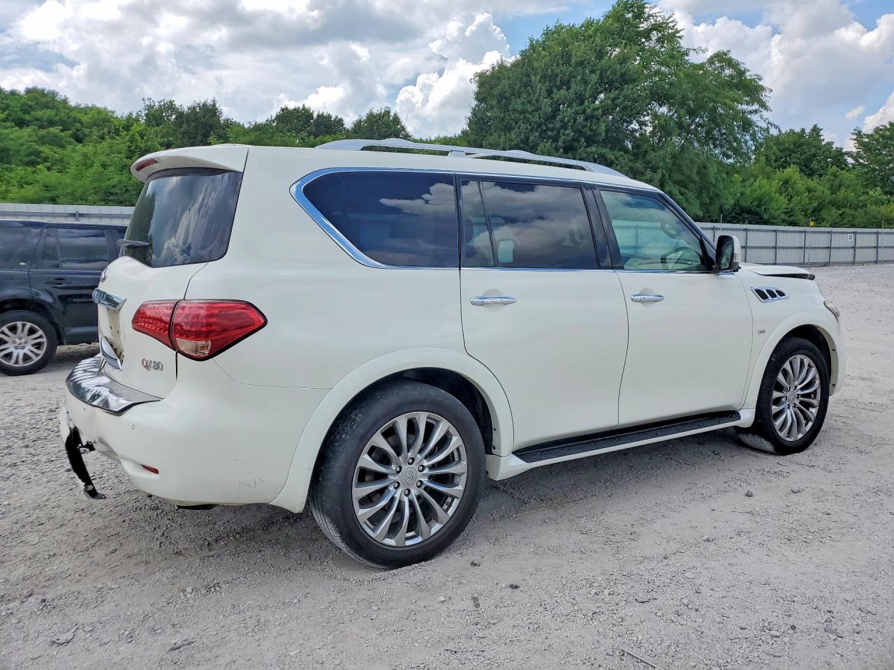 JN8AZ2NF5F9573228 · 2015 INFINITI QX80 · 3/14