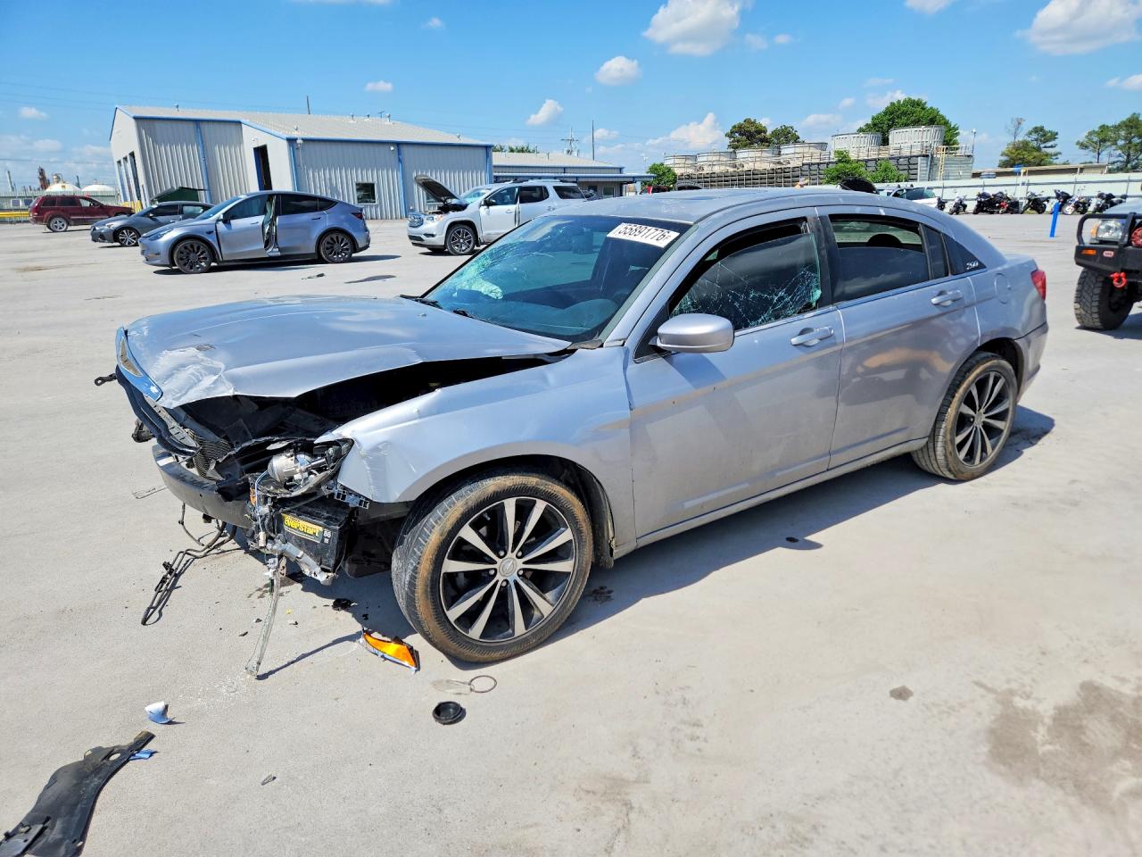 1C3CCBCG3DN651466 · 2013 CHRYSLER 200