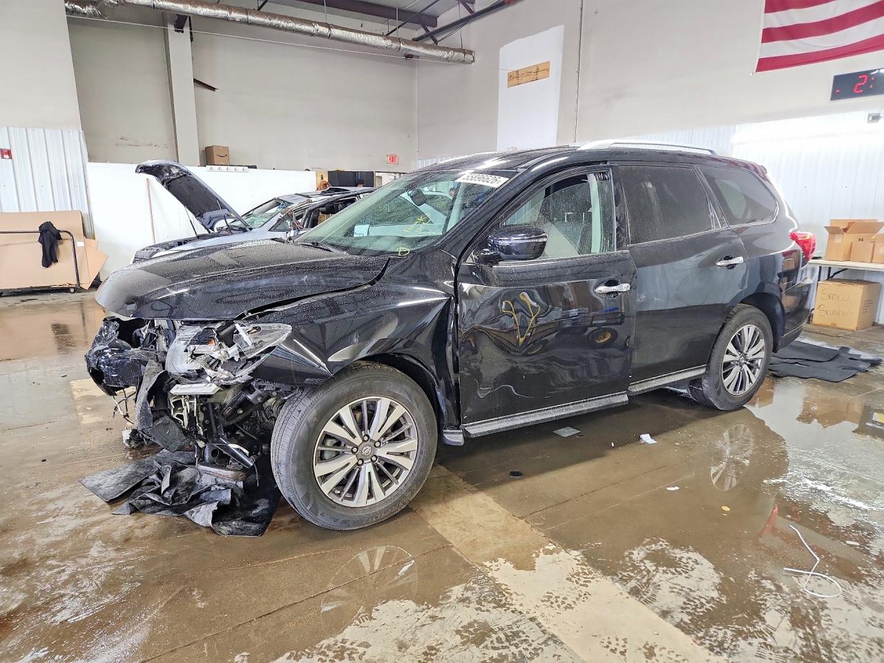 5N1DR2MM6KC597099 · 2019 NISSAN PATHFINDER