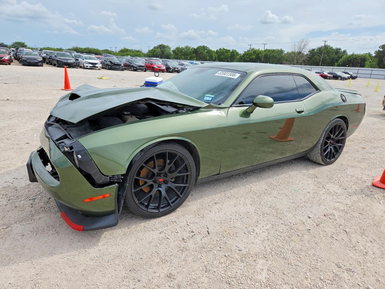 2C3CDZJG0KH611201 · 2019 DODGE CHALLENGER