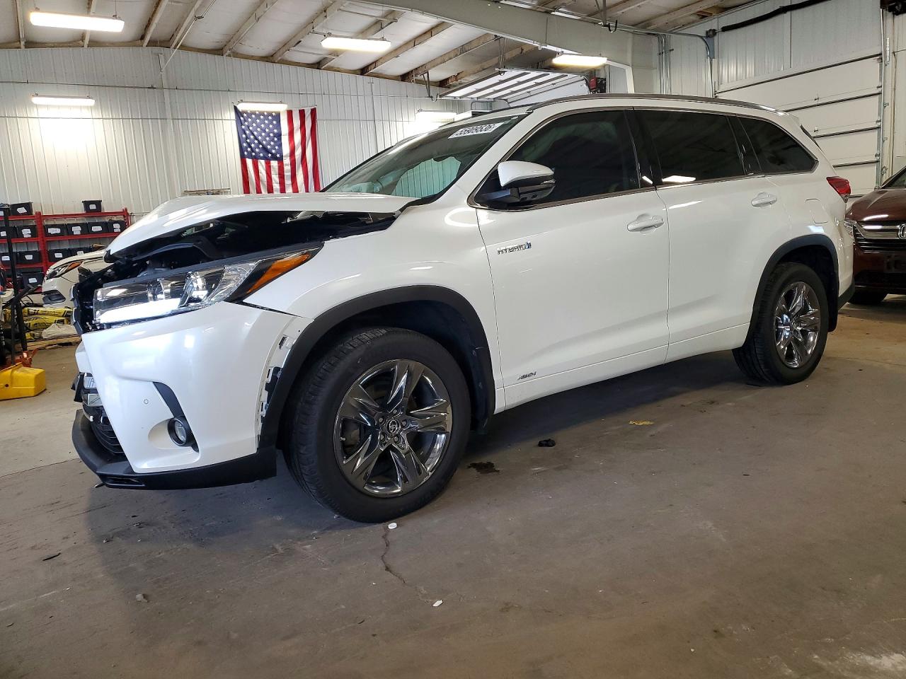 5TDDGRFH7JS042744 · 2018 TOYOTA HIGHLANDER HYBRID