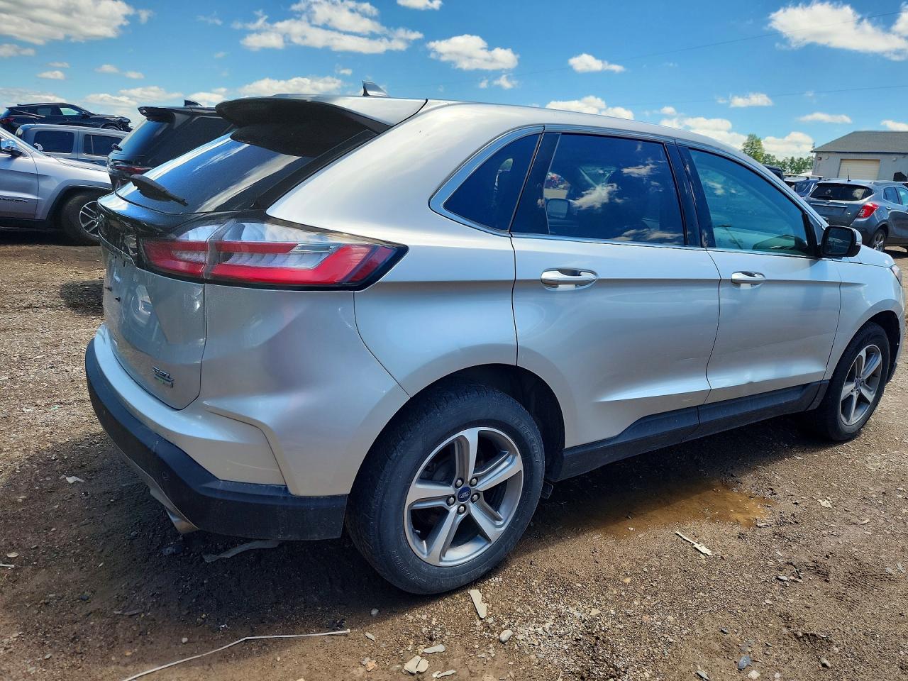 2FMPK4J94KBB97734 · 2019 FORD EDGE · 3/13