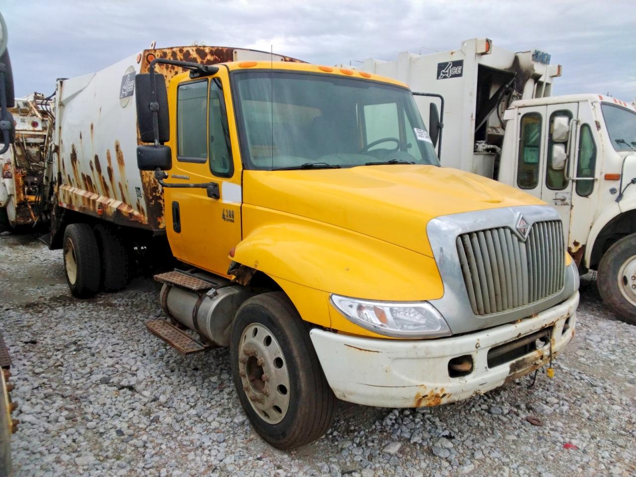 1HTMMAAL85H119415 · 2005 INTERNATIONAL 4000