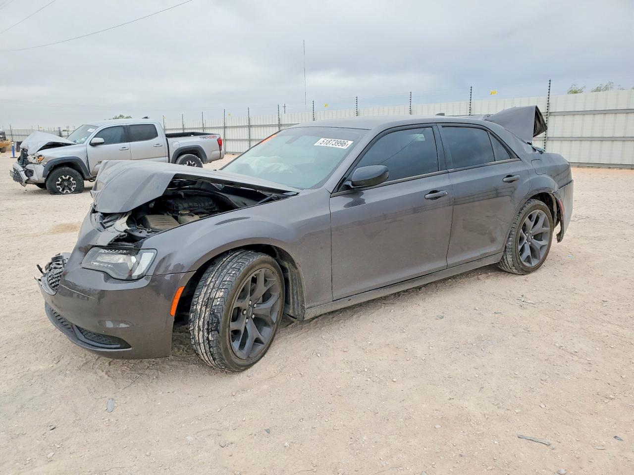 2C3CCAAG9PH707582 · 2023 CHRYSLER 300