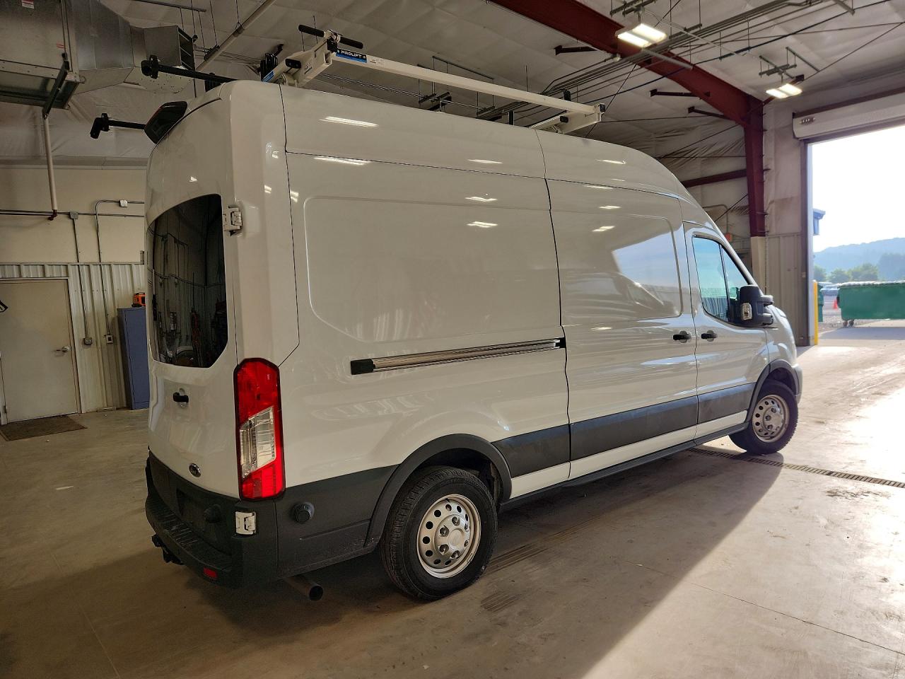 1FTBW2XGXRKB60197 · 2024 FORD TRANSIT · 3/13