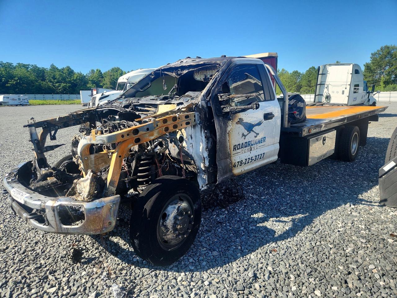 1FDUF5GN4NED56259 · 2022 FORD F550