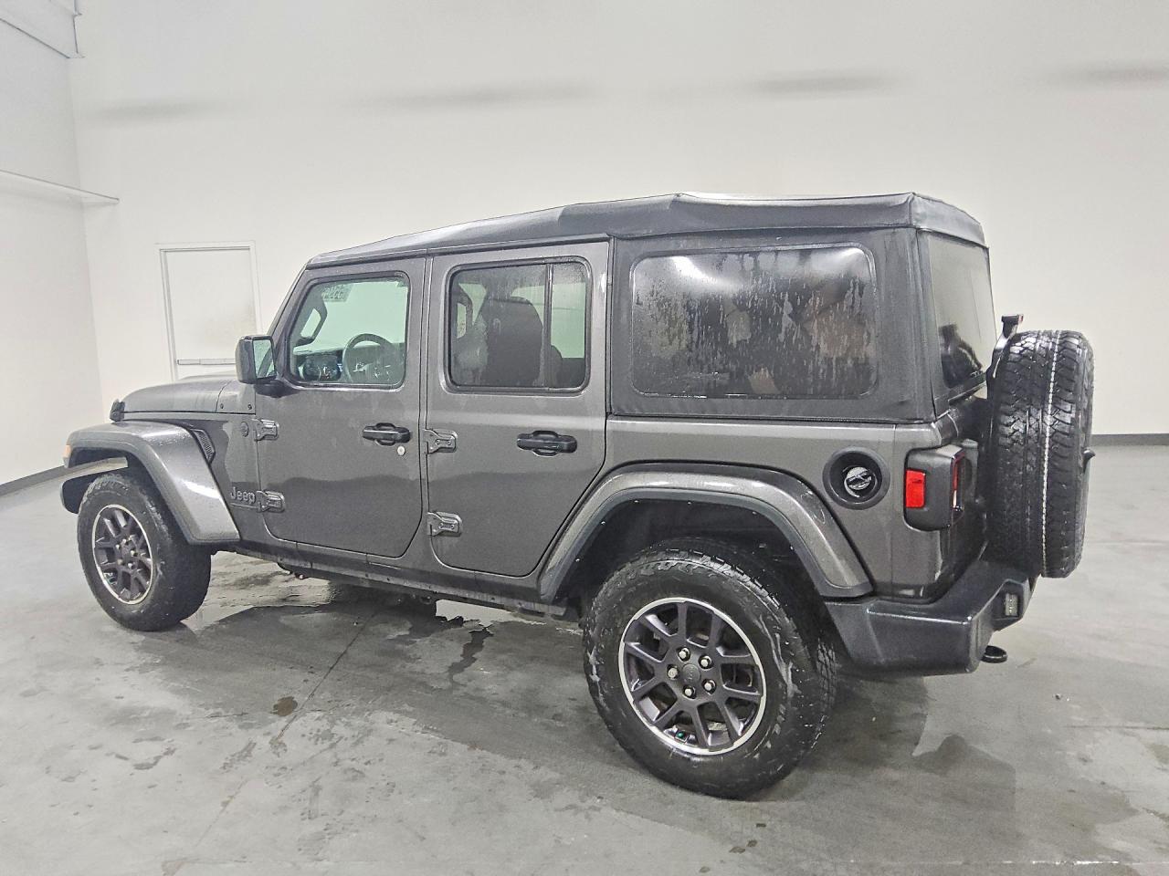 1C4HJXDN6MW738421 · 2021 JEEP WRANGLER UNLIMITED · 2/13