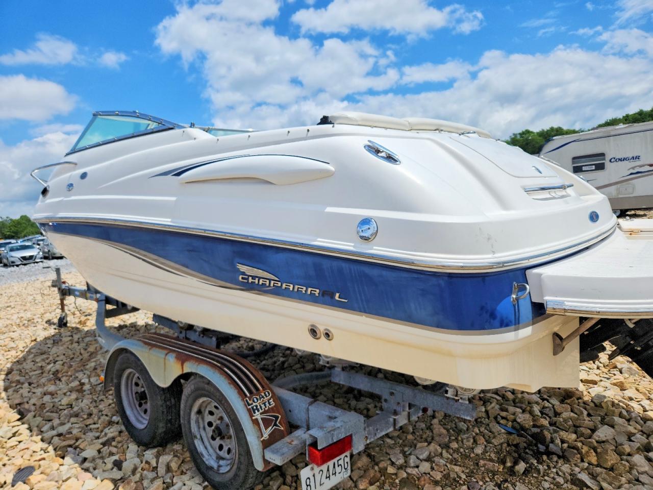 FGB42216E404 · 2004 CHAPARRAL BOAT · 9/10