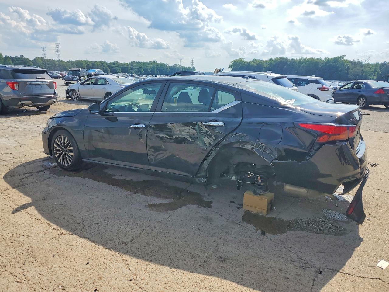 1N4BL4DV6PN348921 · 2023 NISSAN ALTIMA · 2/12