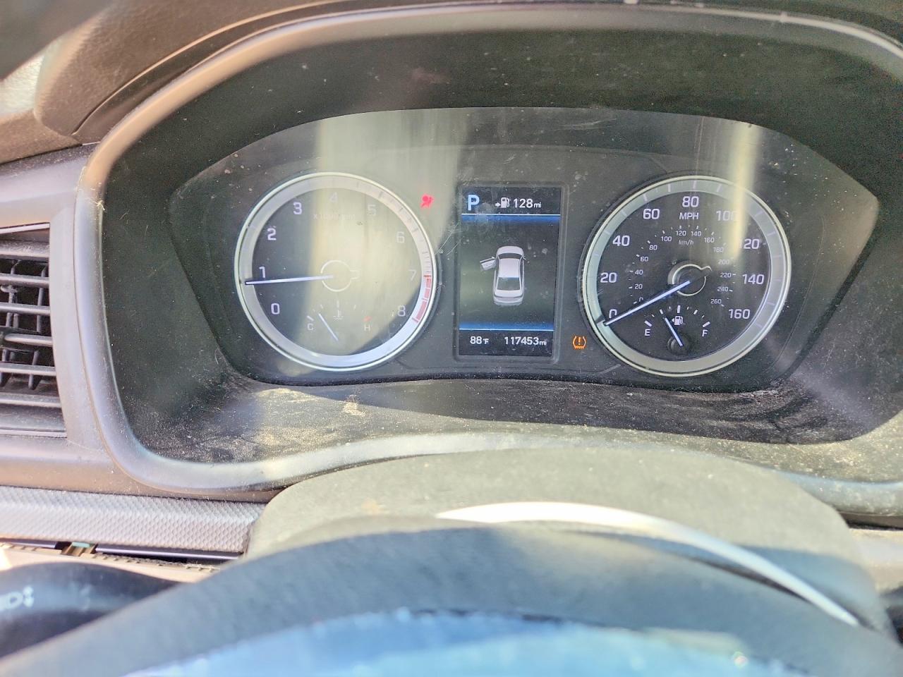5NPE34AF1JH620528 · 2018 HYUNDAI SONATA · 9/12