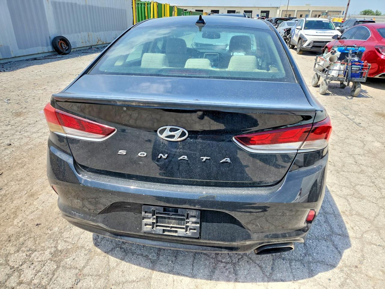 5NPE34AF1JH620528 · 2018 HYUNDAI SONATA · 6/12
