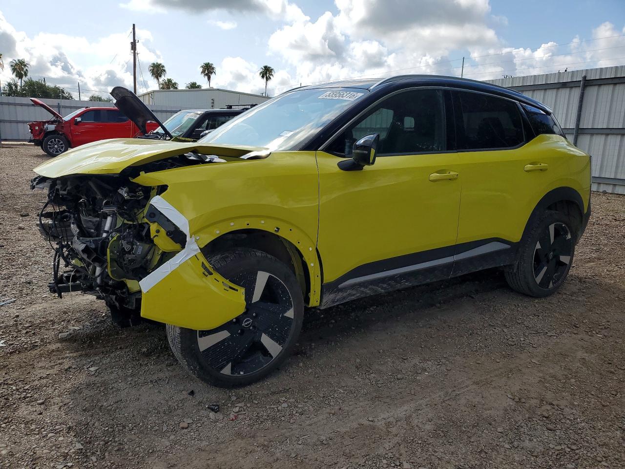 3N8AP6DA0SL433334 · 2025 NISSAN KICKS