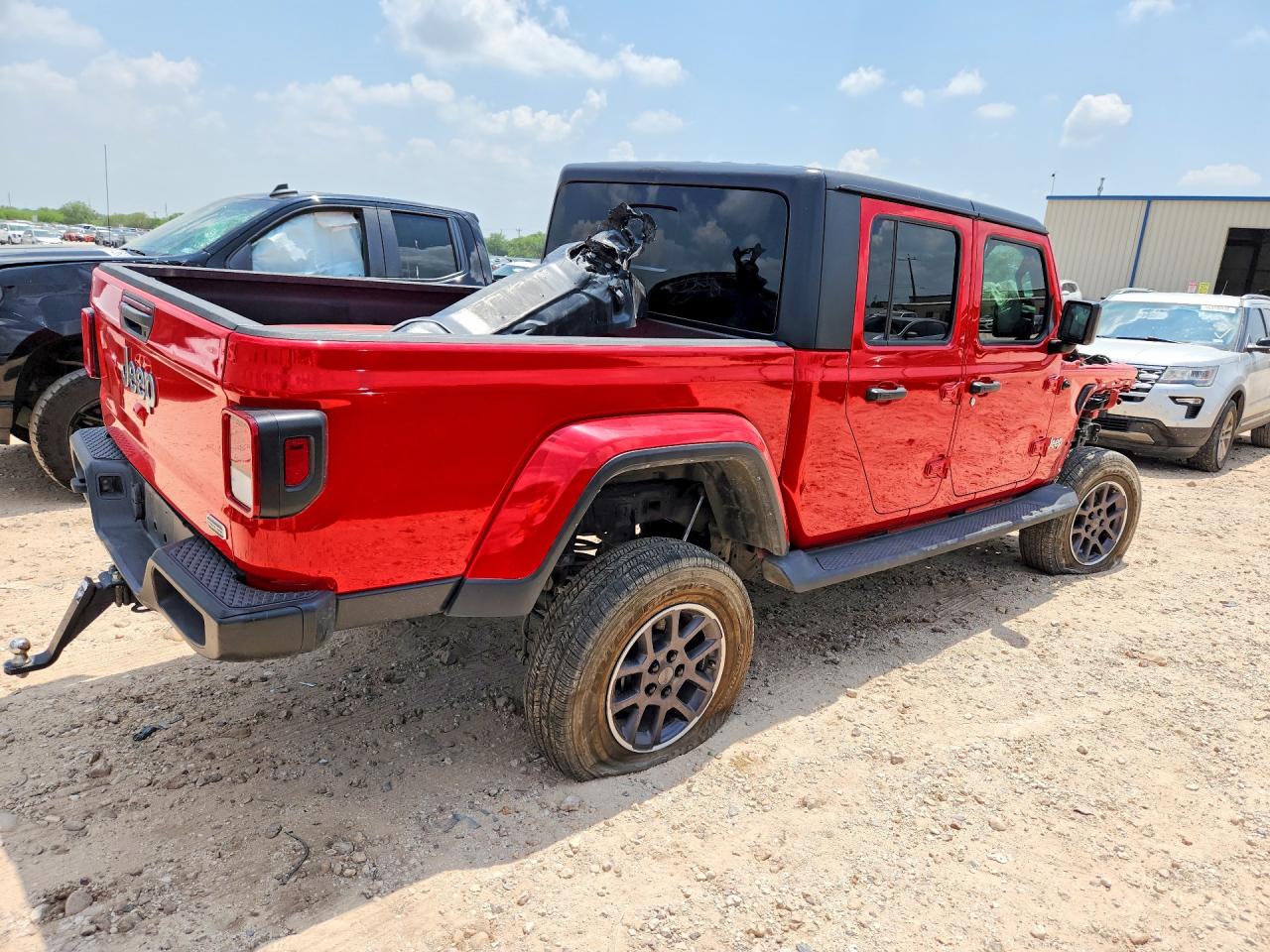 1C6HJTFGXNL143623 · 2022 JEEP GLADIATOR · 3/13