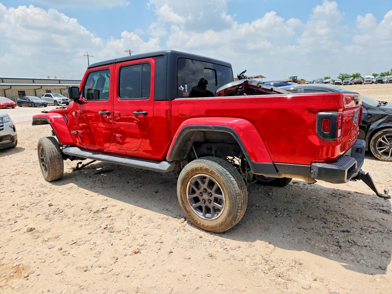 1C6HJTFGXNL143623 · 2022 JEEP GLADIATOR · 2/13