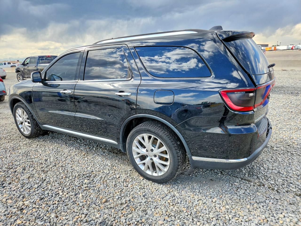 1C4RDHAG0HC636398 · 2017 DODGE DURANGO · 2/13
