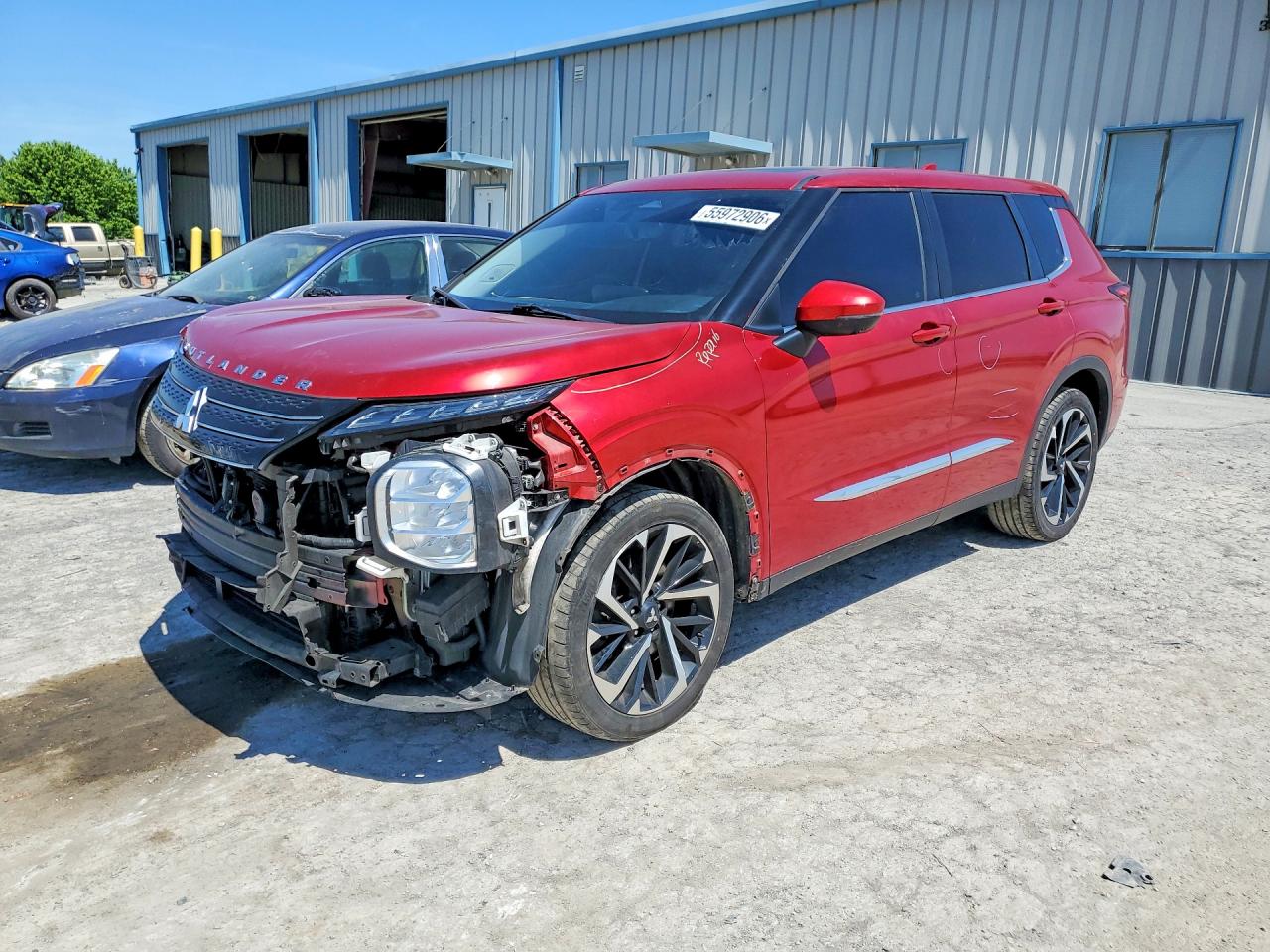 JA4J4UA83NZ011415 · 2022 MITSUBISHI OUTLANDER