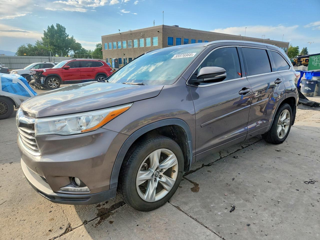 5TDDKRFH1GS260329 · 2016 TOYOTA HIGHLANDER