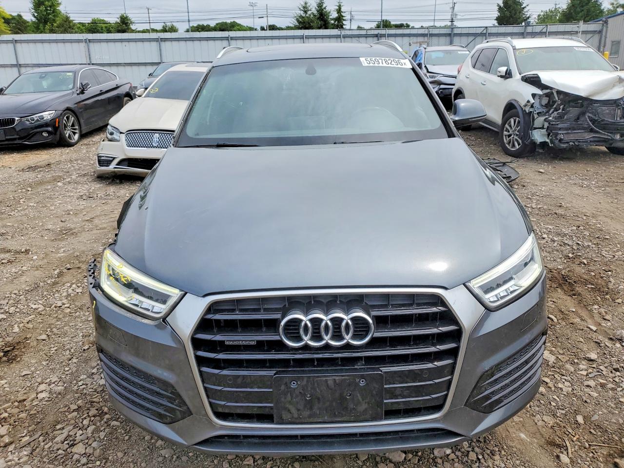 WA1JCCFS6JR021092 · 2018 AUDI Q3 · 5/12