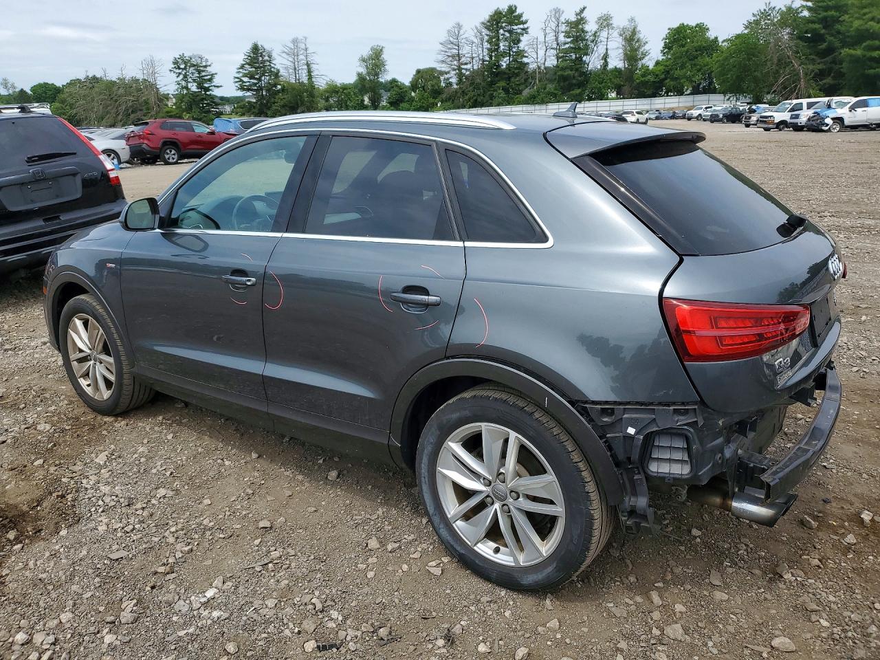 WA1JCCFS6JR021092 · 2018 AUDI Q3 · 2/12
