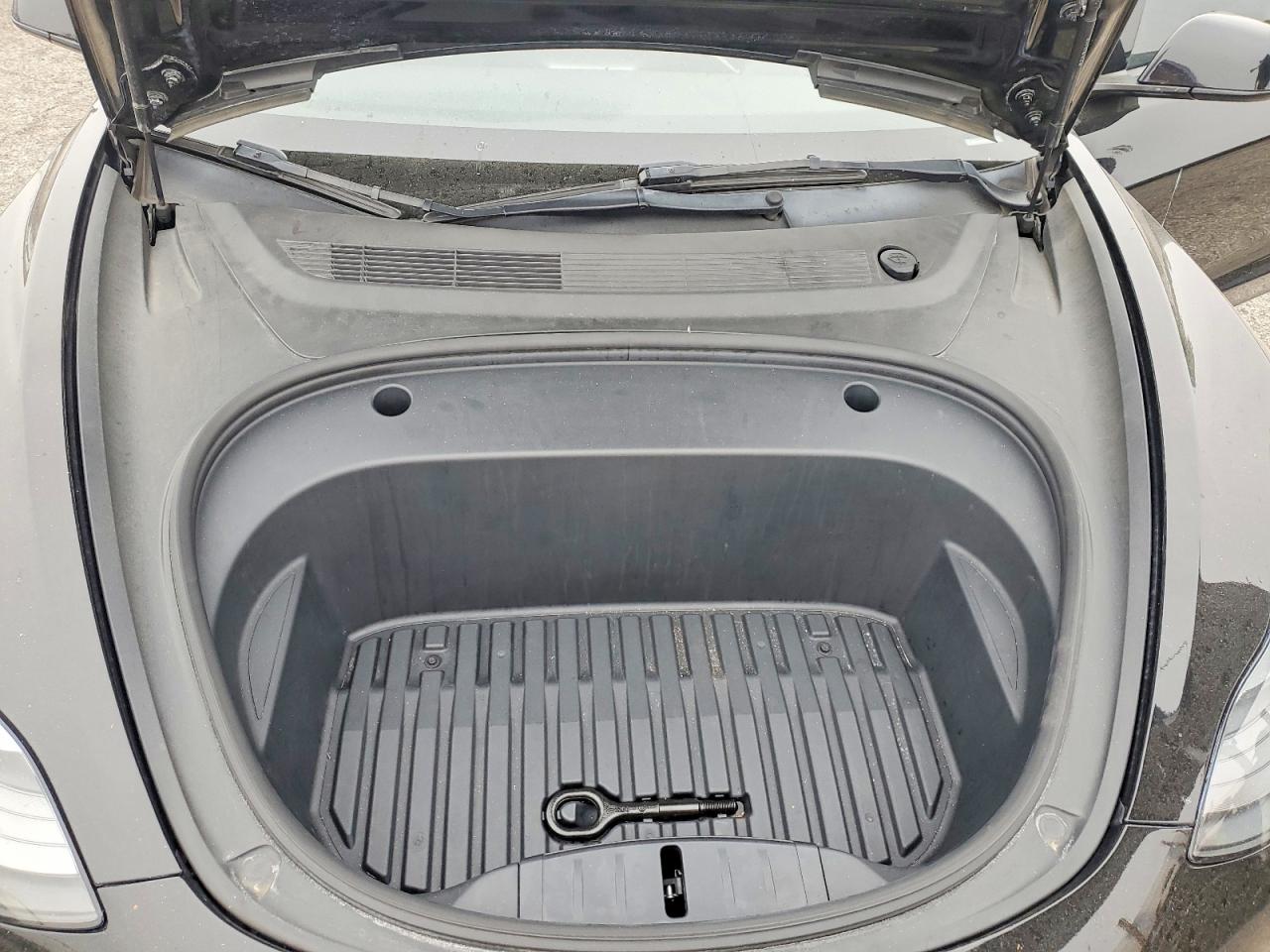 5YJ3E1EA6PF463326 · 2023 TESLA MODEL 3 · 11/12