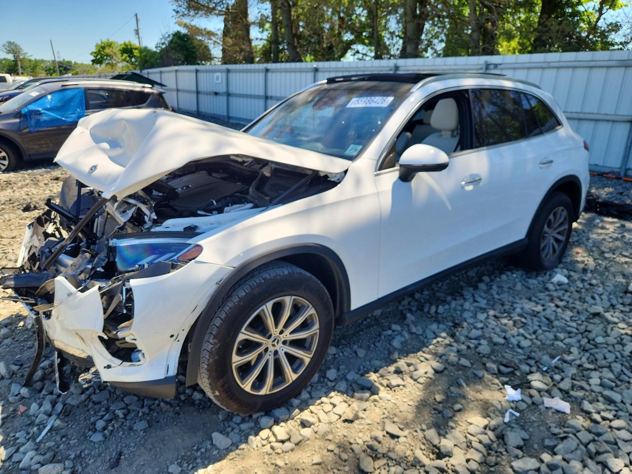 W1NKM4HB6SF348906 · 2025 MERCEDES-BENZ GLC