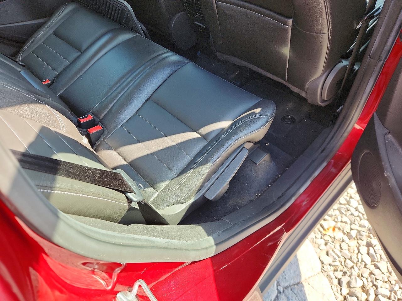 1FADP5CU9FL101995 · 2015 FORD C-MAX · 11/13