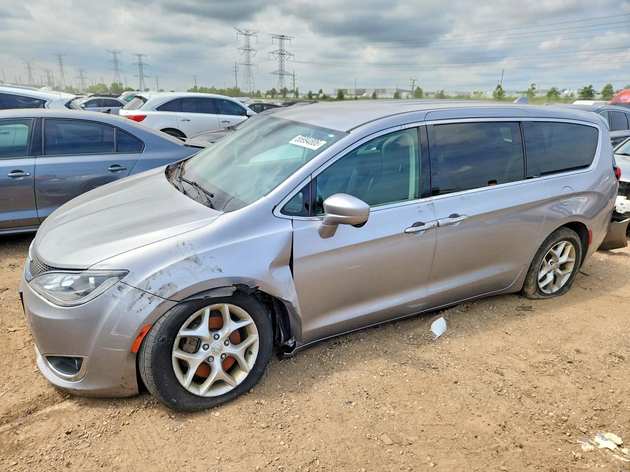 2C4RC1FG5JR277677 · 2018 CHRYSLER PACIFICA
