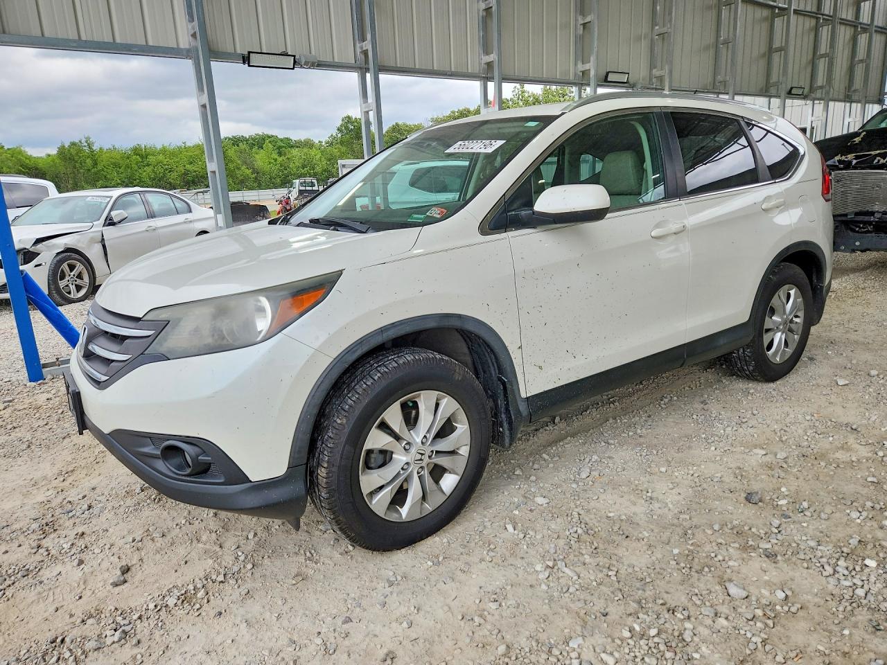 5J6RM4H78EL055445 · 2014 HONDA CR-V