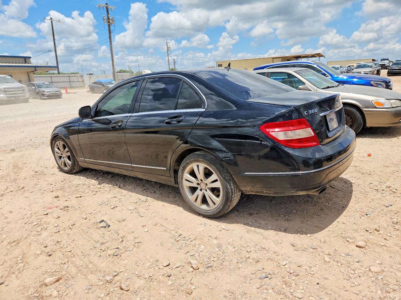 WDDGF54X79R045825 · 2009 MERCEDES-BENZ C · 2/12