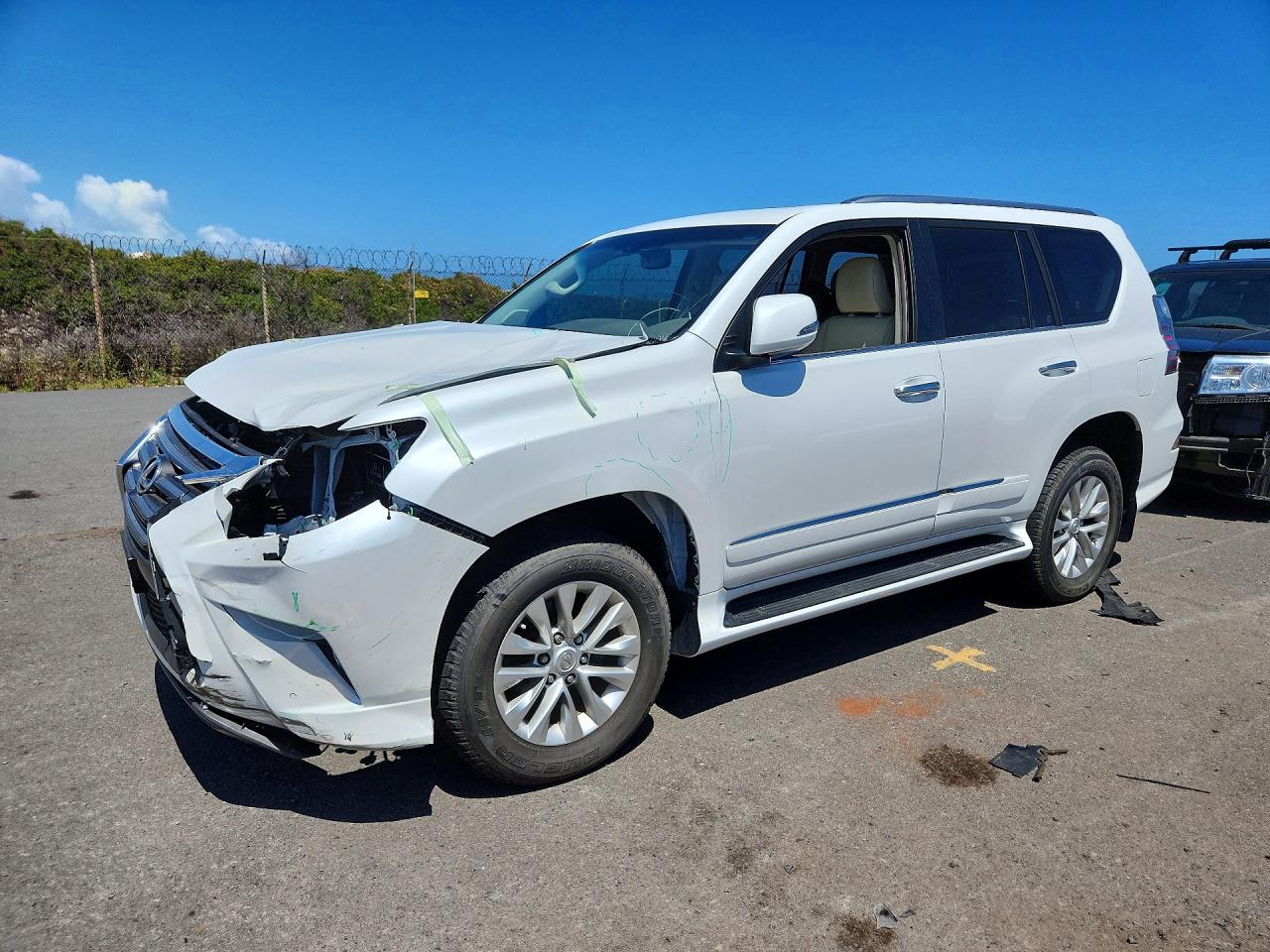 JTJBM7FX1F5102717 · 2015 LEXUS GX