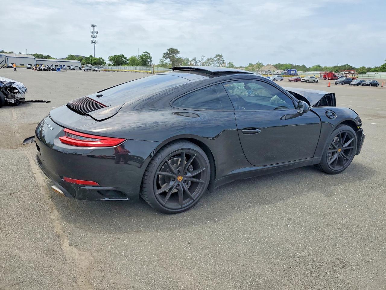 WP0AA2A96KS103652 · 2019 PORSCHE 911 · 3/13