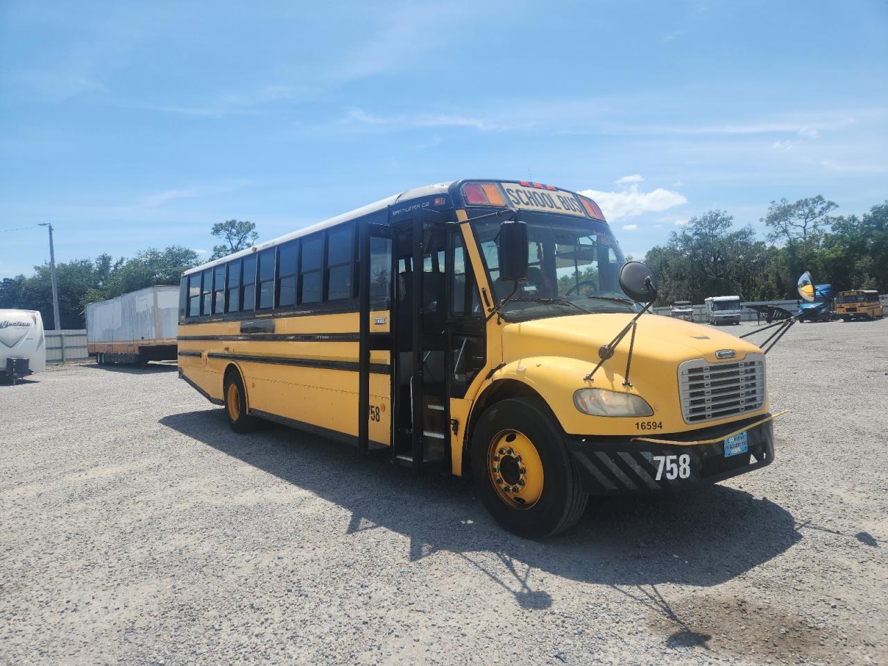 2009 THOMAS SAF-T-LINER C2