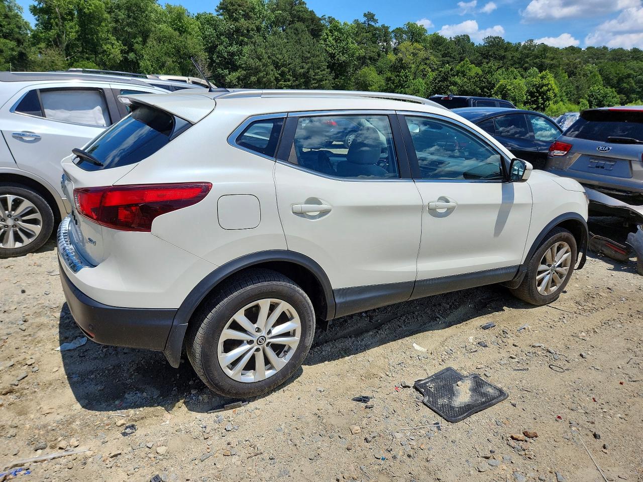 JN1BJ1CP6KW524809 · 2019 NISSAN ROGUE SPORT · 3/14