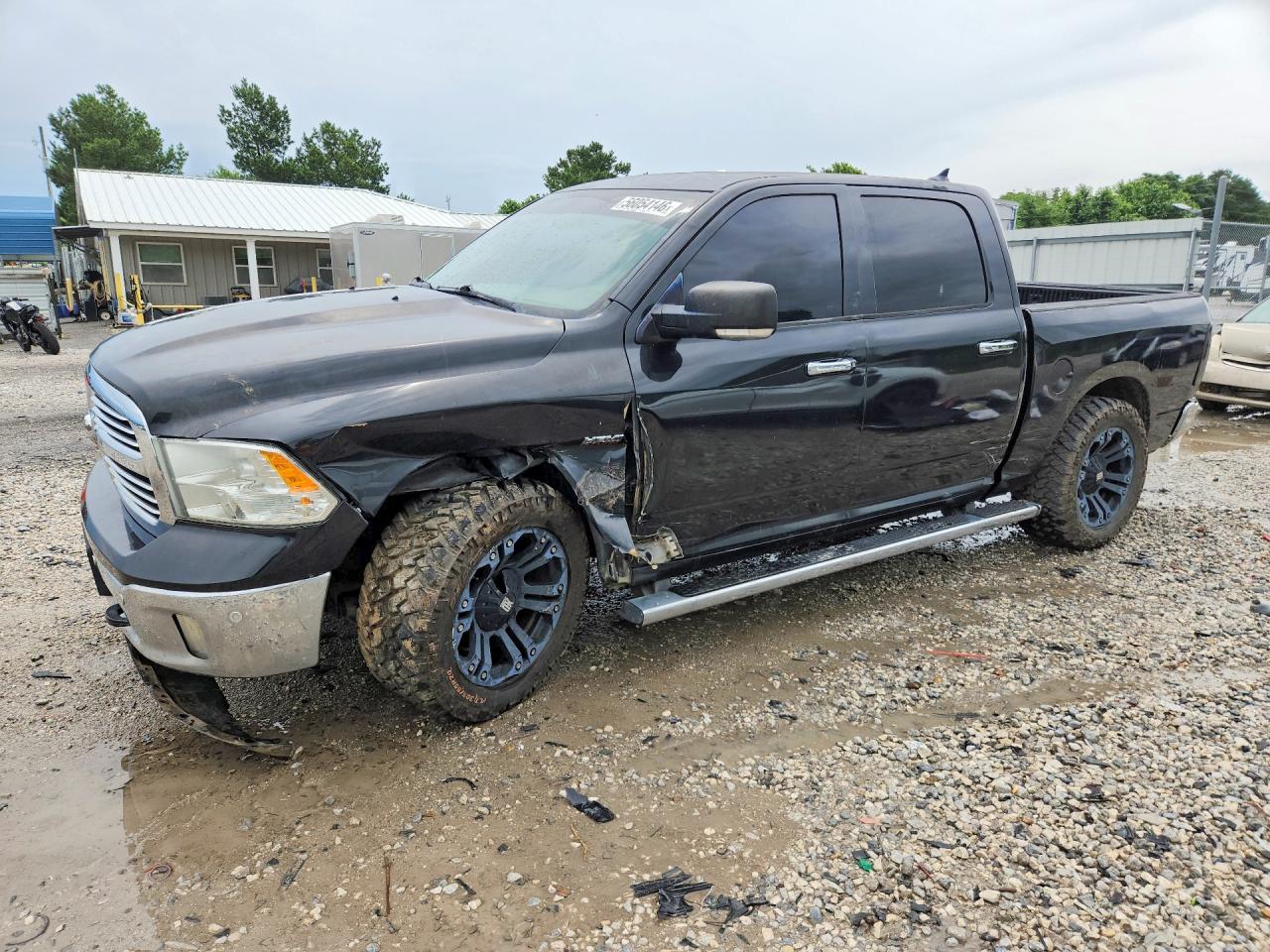 1C6RR7LT4FS759699 · 2015 RAM 1500