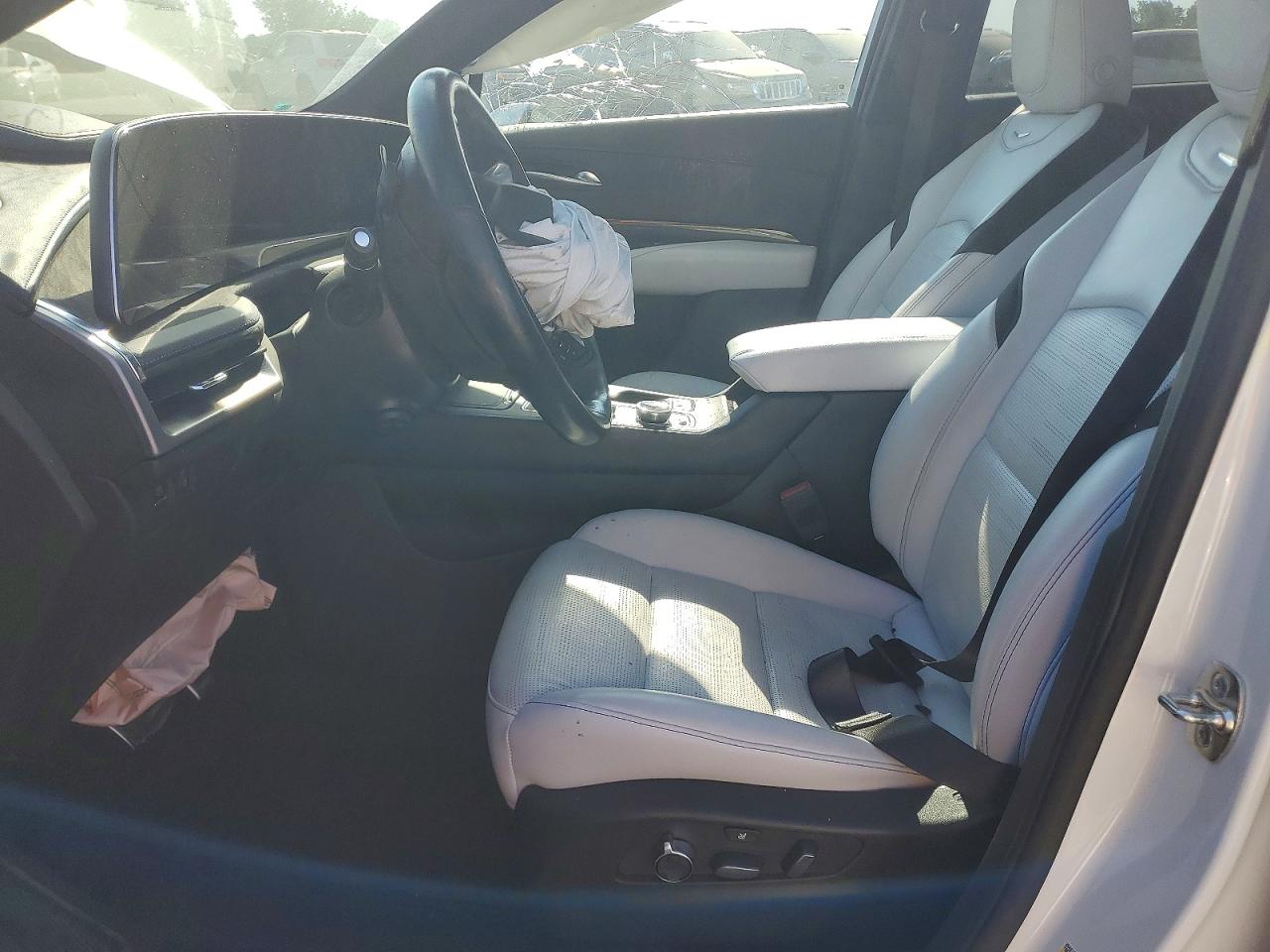 1GYFZFR46RF180226 · 2024 CADILLAC XT4 · 7/13