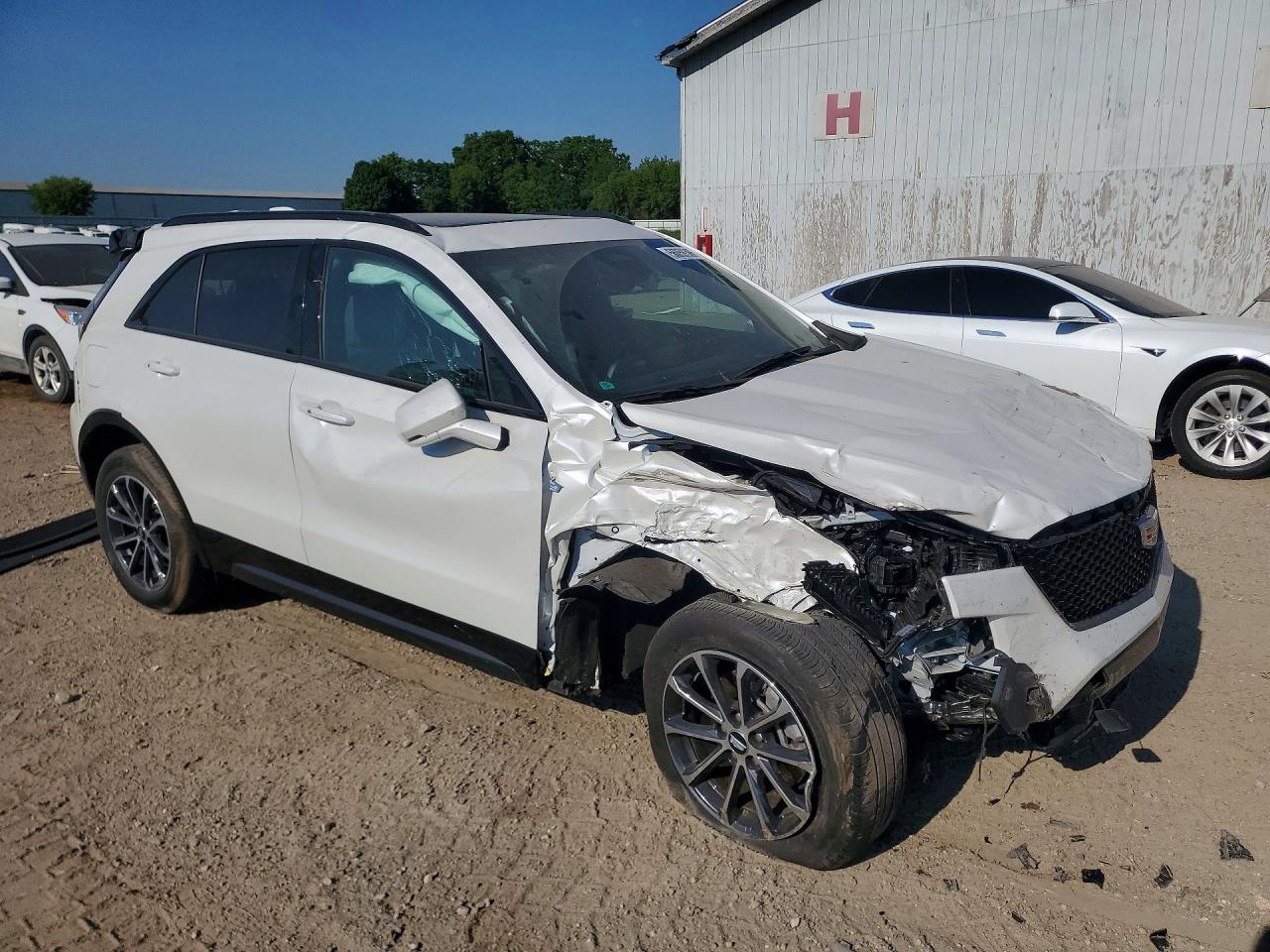 1GYFZFR46RF180226 · 2024 CADILLAC XT4 · 4/13