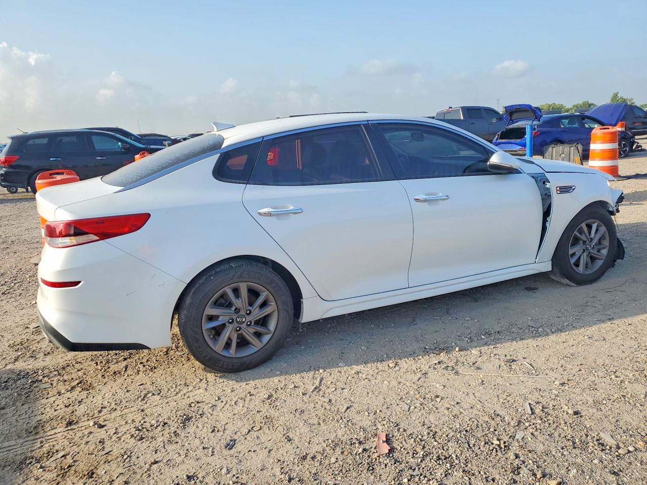 5XXGT4L36LG412493 · 2020 KIA OPTIMA · 3/13